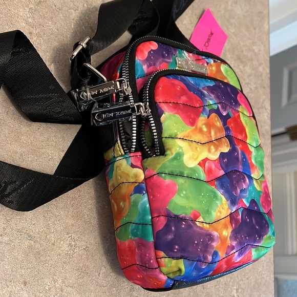 NWT BETSEY JOHNSON QUILTED GUMMY BEAR CROSSBODY PURSE - Multi Colored - Picture 2 of 9